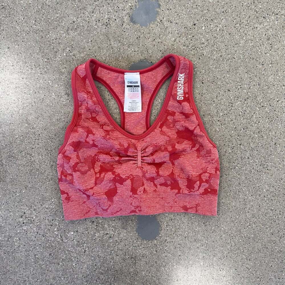 GymsharkAdapt Camo Seamless Sports Bra - Red Size Medium